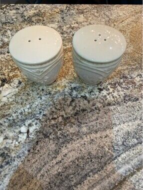 Pfaltzgraff Acadia White Ceramic Salt and Pepper Shaker Set